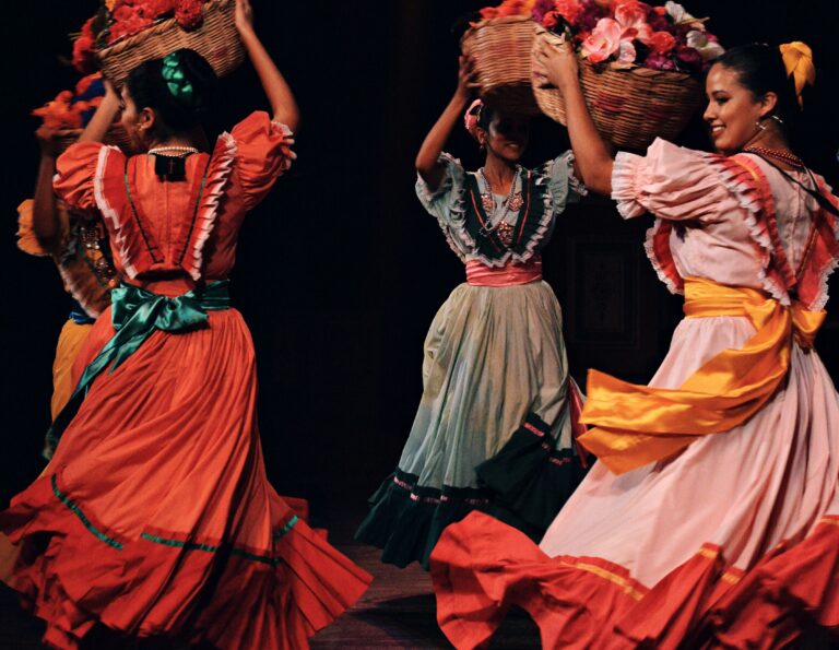 "Concerto Latino-Americano: Cultura e Identidade em Destaque"
