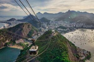“Brasil Lidera la Producción de Petróleo en América Latina: Análisis e Impactos”