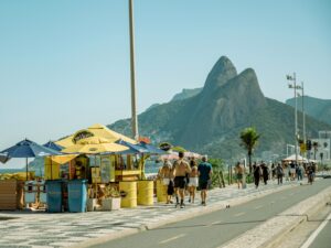 “Brazil Leads Oil Production in Latin America: Analysis and Impacts”