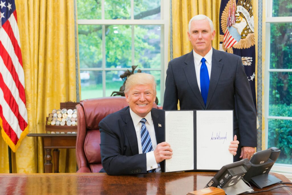 Governo Trump redefine cenário político ao barrar retorno de María Corina Machado
