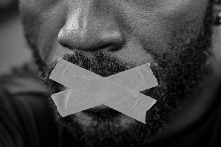 Racismo no Futebol nas Américas: Casos Recentes e Como Enfrentar o Problema